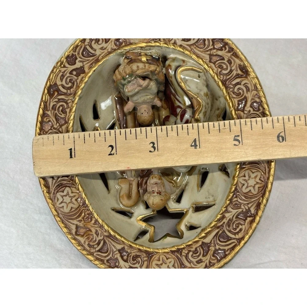 N/A ceramic nativity